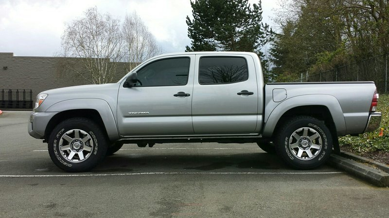 Illustration for article titled Today's Craigslist buy: 10k mile old 4runner wheels for my 2g taco.